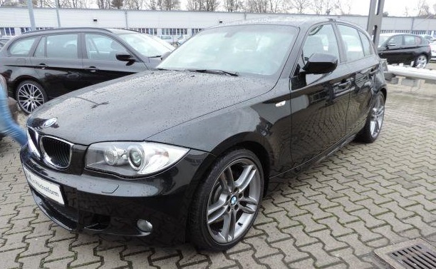 Left hand drive BMW 1 SERIES 123D M SPORT